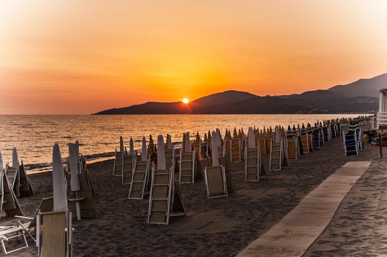 Oliveto A Mare - Suite & Apartment Ascea Bagian luar foto